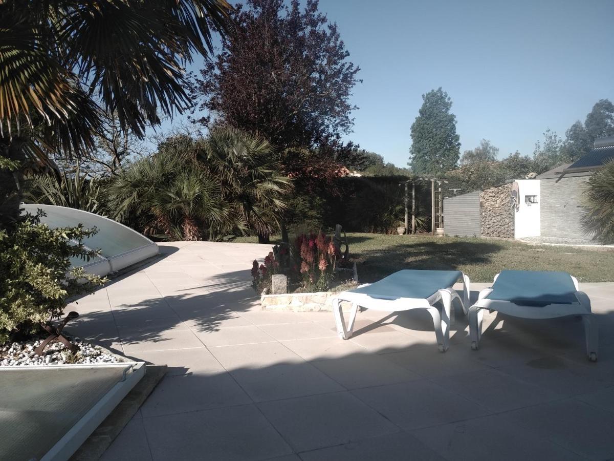 L'Eden Naturiste Spas Challans Exterior photo